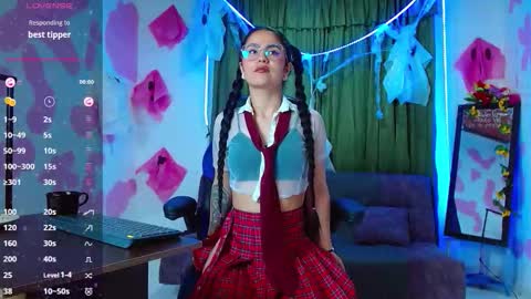 lucessita online show from October 22, 2025, 2:34 am