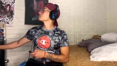 Snapshot of luchosaando chatting on December 21, 2024, 3:14 am Felipe online show from December 21, 2024, 3:14 am