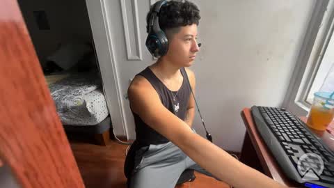 Snapshot of luchosaando chatting on September 25, 2025, 8:23 pm Felipe online show from September 25, 2025, 8:23 pm