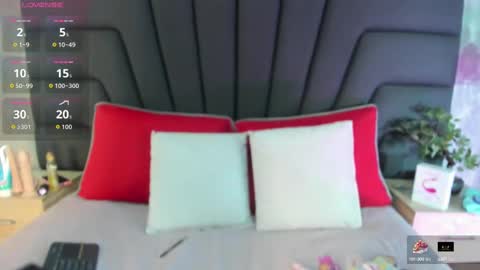   online show from September 12, 2025, 11:54 am