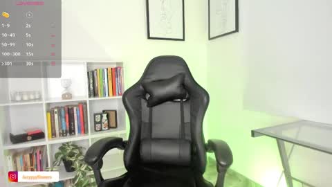 Snapshot of lucia_lee_ chatting on March 22, 2026, 9:40 pm Lucia online show from March 22, 2026, 9:40 pm