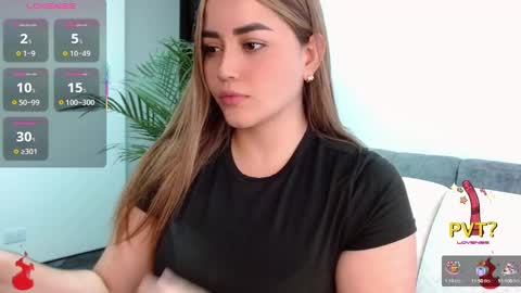 lucia star  online show from October 17, 2025, 8:55 pm