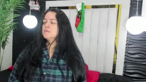 Lucia Vonne online show from December 21, 2024, 11:44 am