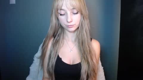 Lucy online show from October 24, 2025, 7:32 pm