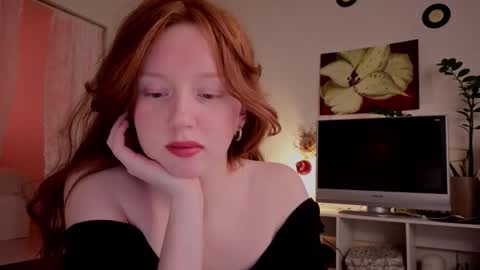 Lucia online show from February 20, 2026, 6:30 pm