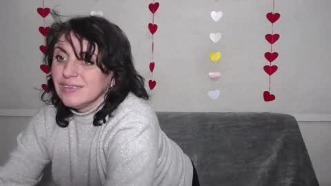 LuciaMi online show from February 16, 2025, 9:04 am