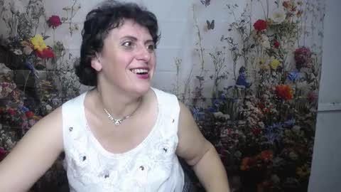 LuciaMi online show from September 21, 2025, 5:09 am