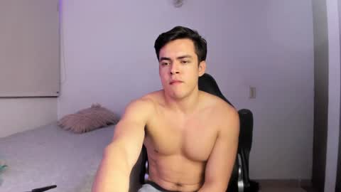 Lucian Gomez online show from February 6, 2025, 5:03 am