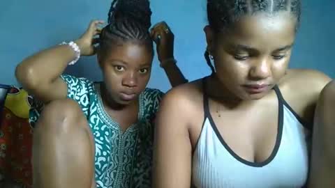 luciana012 online show from September 17, 2025, 5:58 pm