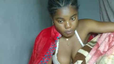 luciana012 online show from September 22, 2025, 5:53 am