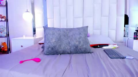 Lisseth  online show from February 23, 2025, 4:28 am