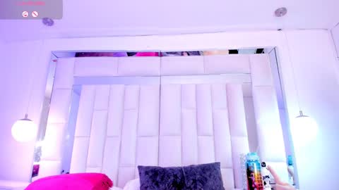 Lisseth  online show from March 5, 2025, 3:08 am