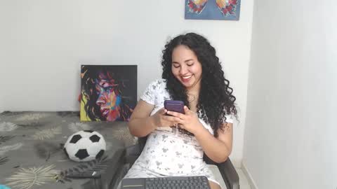 luciana online show from September 20, 2025, 6:42 pm