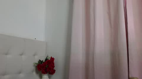 Luciana online show from March 8, 2025, 2:19 pm