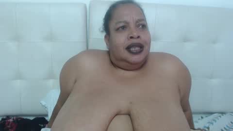 Luciana online show from March 11, 2025, 5:35 pm