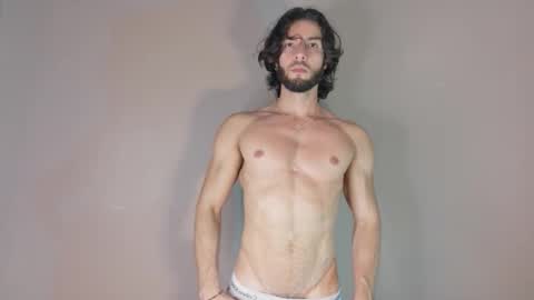 Luciano online show from October 10, 2025, 9:58 pm