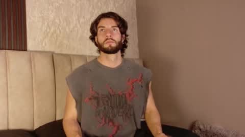 Luciano online show from November 1, 2025, 9:39 pm