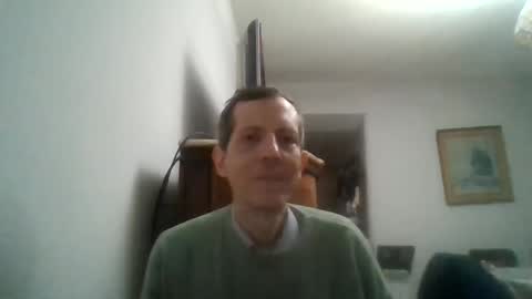 Snapshot of lucianoaxel chatting on June 8, 2026, 10:21 pm Luciano online show from June 8, 2026, 10:21 pm