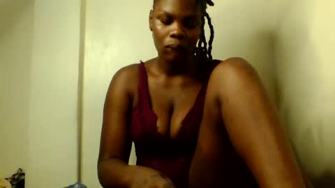 Snapshot of luciaresa chatting on July 21, 2026, 1:30 am luciaresa online show from July 21, 2026, 1:30 am