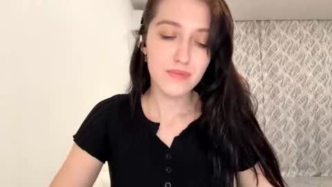 Mary online show from October 30, 2025, 4:19 pm