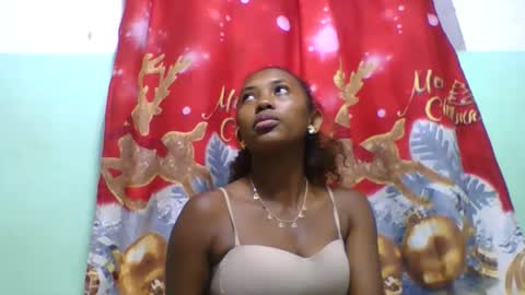 lucie196645 online show from June 3, 2026, 6:49 am