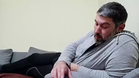 Lucifergotharder online show from February 3, 2025, 5:56 pm