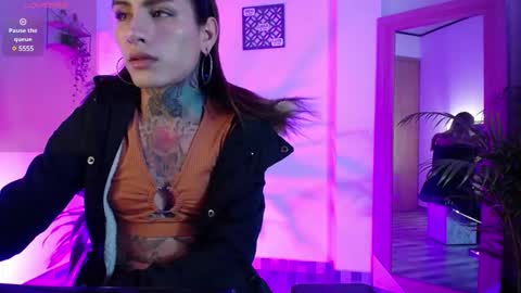 luciiana online show from December 11, 2024, 7:20 am