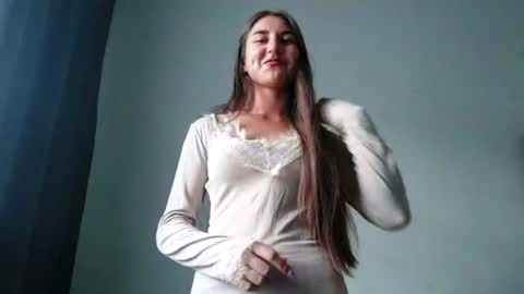Lina online show from July 31, 2026, 1:54 pm