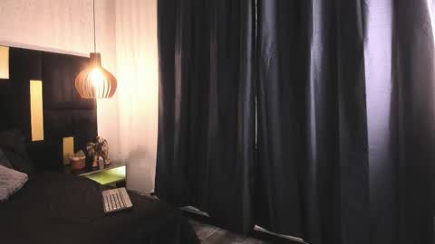 Snapshot of lucio__fox chatting on February 11, 2026, 11:59 am Lucio online show from February 11, 2026, 11:59 am