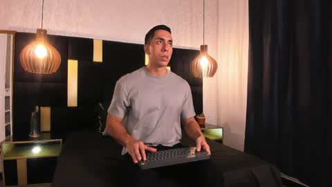 Lucio online show from April 11, 2026, 11:47 am