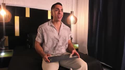 Snapshot of lucio__fox chatting on April 22, 2026, 11:56 am Lucio online show from April 22, 2026, 11:56 am