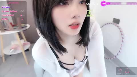 luckaisha online show from September 30, 2025, 12:43 pm