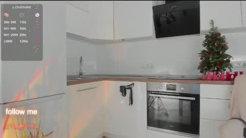 lucky__lady_ online show from December 21, 2024, 8:43 pm