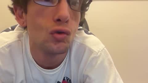 lucky_bme online show from February 18, 2026, 3:57 am