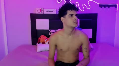 Snapshot of lucky_boys_x chatting on May 30, 2026, 12:24 pm Stven online show from May 30, 2026, 12:24 pm