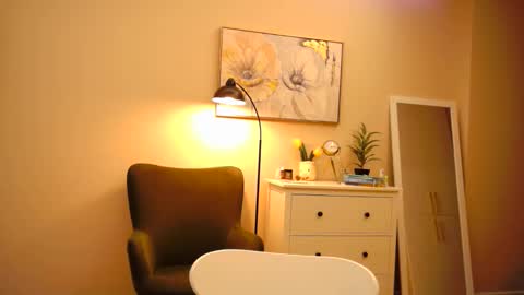 lucky_foryou_baby online show from December 12, 2024, 10:45 am