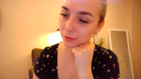 lucky_foryou_baby online show from January 22, 2025, 5:48 am