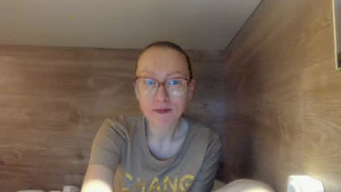 Snapshot of lucky_licky20 chatting on January 27, 2025, 4:09 am lucky_licky20 online show from January 27, 2025, 4:09 am