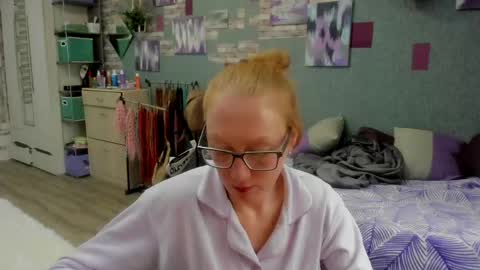 lucky_licky20 online show from May 13, 2026, 2:53 am