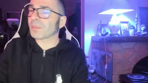 Lucky online show from March 1, 2025, 2:04 am