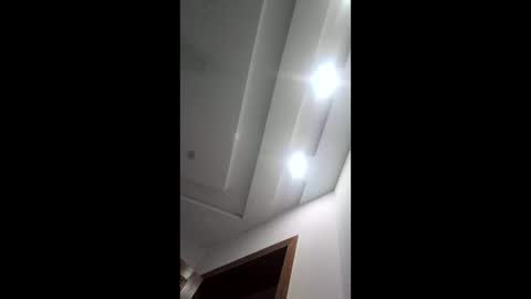 Snapshot of luckyfalcon2022 chatting on December 19, 2025, 10:11 am luckyfalcon2022 online show from December 19, 2025, 10:11 am