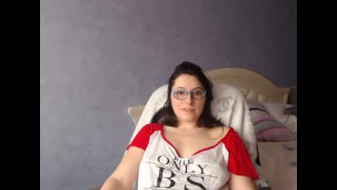 luckylinda23 online show from March 12, 2025, 11:09 am