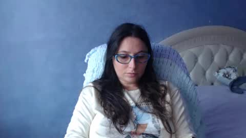 luckylinda23 online show from October 9, 2025, 9:18 am