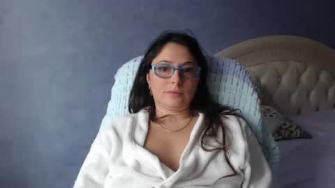 luckylinda23 online show from October 11, 2025, 9:52 am