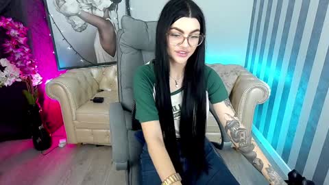 Snapshot of luckyrebel_ chatting on December 17, 2024, 9:28 am Monika online show from December 17, 2024, 9:28 am