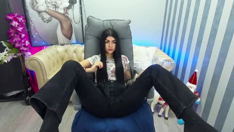 Snapshot of luckyrebel_ chatting on January 18, 2025, 10:39 am Monika online show from January 18, 2025, 10:39 am