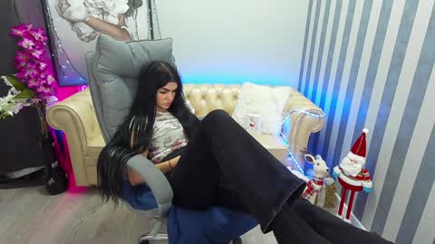 Snapshot of luckyrebel_ chatting on January 18, 2025, 2:02 pm Monika online show from January 18, 2025, 2:02 pm