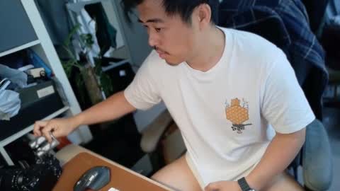 Snapshot of luckystrike989 chatting on December 3, 2025, 10:41 pm Tyson online show from December 3, 2025, 10:41 pm