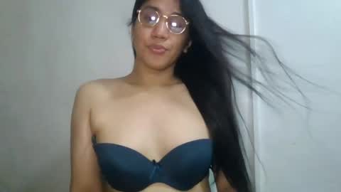 Snapshot of luckyts_cumx chatting on May 20, 2026, 12:11 pm luckyts_cumx online show from May 20, 2026, 12:11 pm