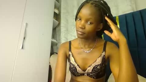 Snapshot of luckyy003 chatting on September 27, 2025, 10:15 pm brielle online show from September 27, 2025, 10:15 pm